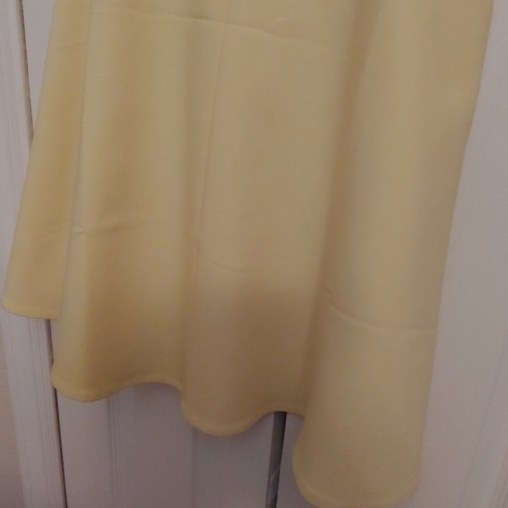Forever 21 Short Yellow dress - Picture 3 of 8